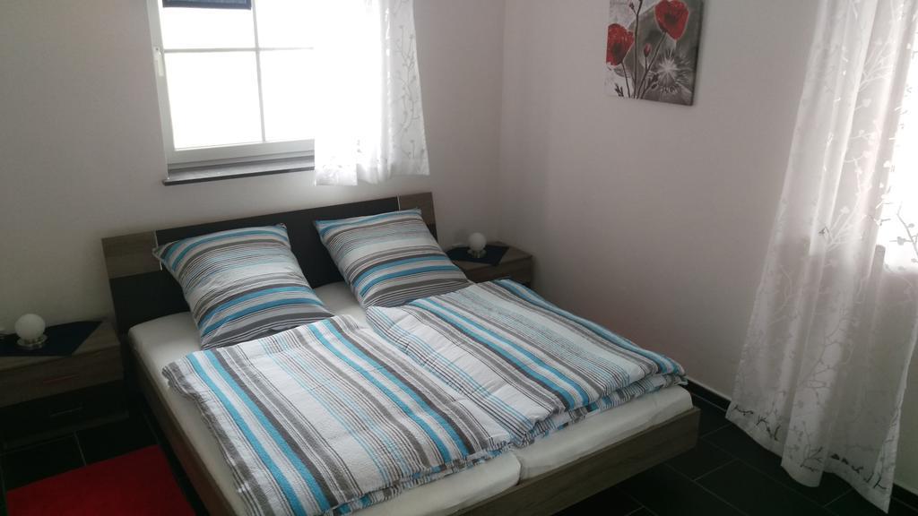 Ferienwohnung Am Alten Forsthaus Neuenbau Dış mekan fotoğraf